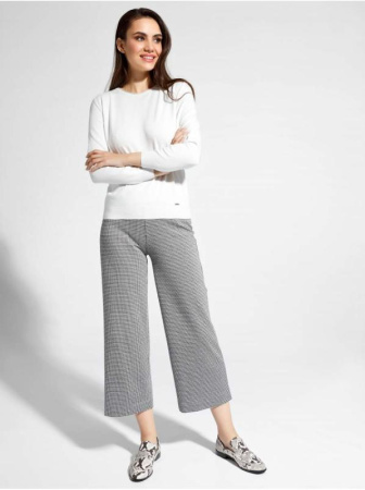 Вязаный джемпер из пряжи с вискозой премиального качества LDK 053