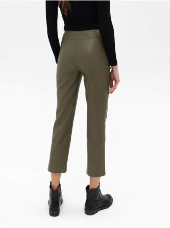 Укороченные брюки прямого кроя с высокой посадкой и напылением &quot;под кожу&quot; CITY CHIC || Брюки жін. CE CITY CHIC, р.164-88-94, olive