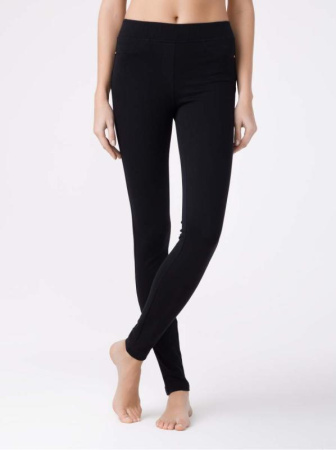 Моделирующие джеггинсы с эффектом &quot;Push Up&quot; IN COSMO