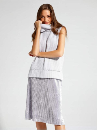 Вязаный шерстяной жилет без рукавов LDK 071