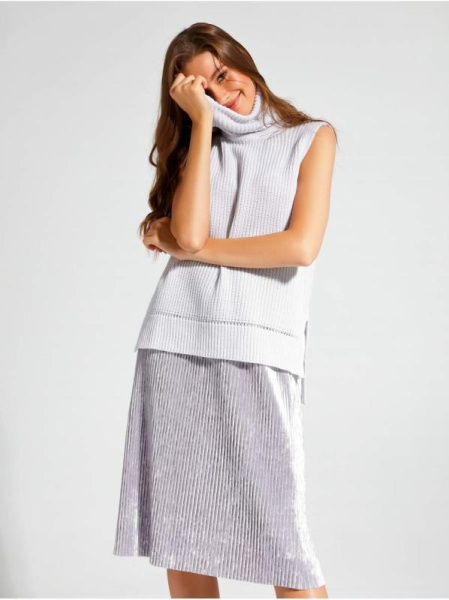 Вязаный шерстяной жилет без рукавов LDK 071